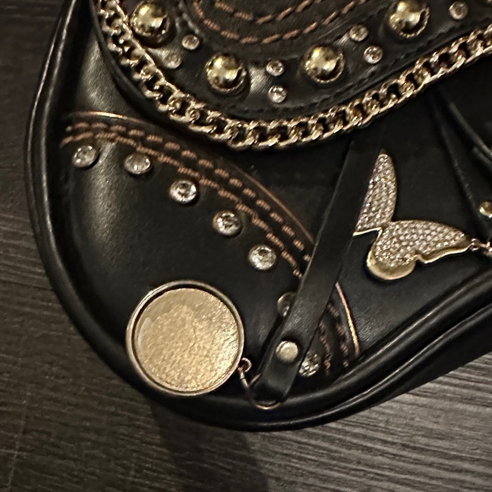 Dollskill x Bratz Saddle Bag - Picture 3 of 4